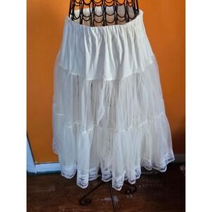 Malco Modes Women's Off-White Petticoat Tutu Small 1960 Vintage